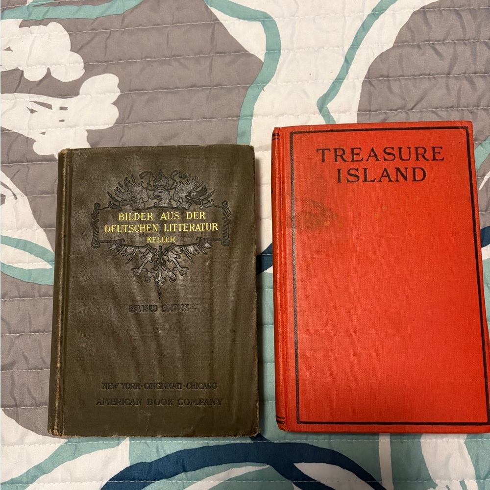 Vintage Book Set - black and Red Covers